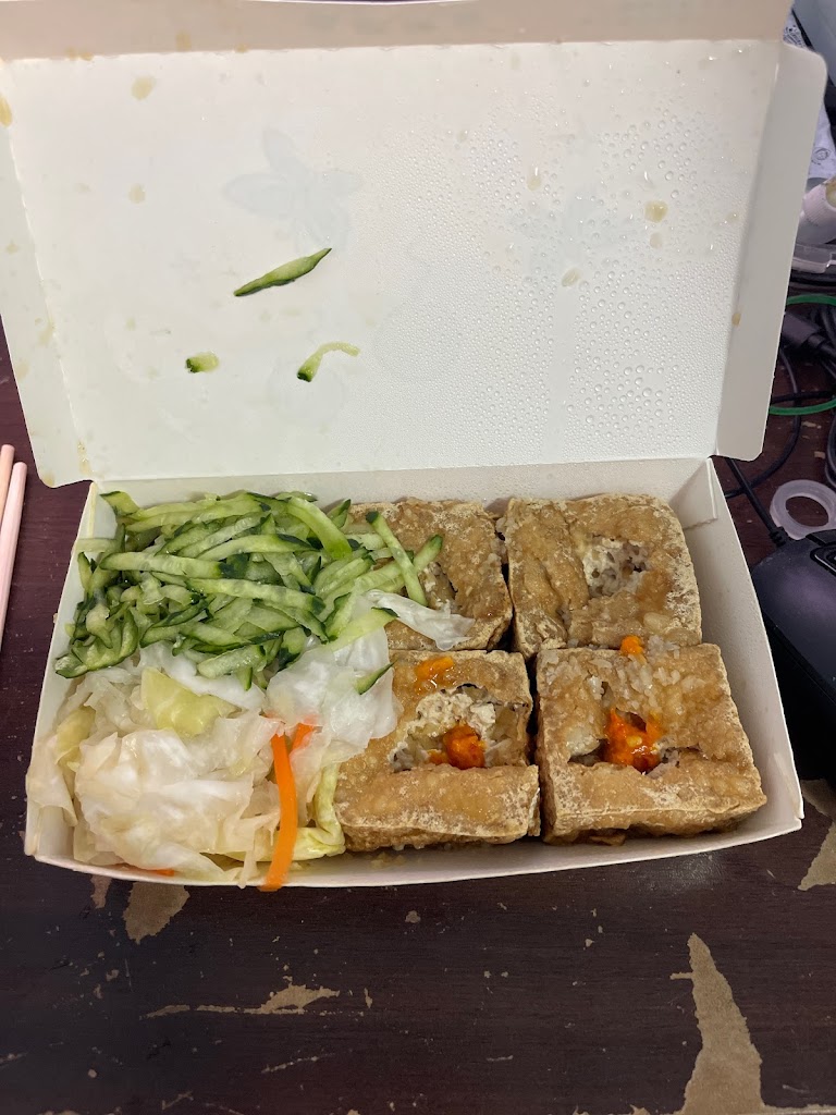 台中小鎮勳臭豆腐麵線 的照片