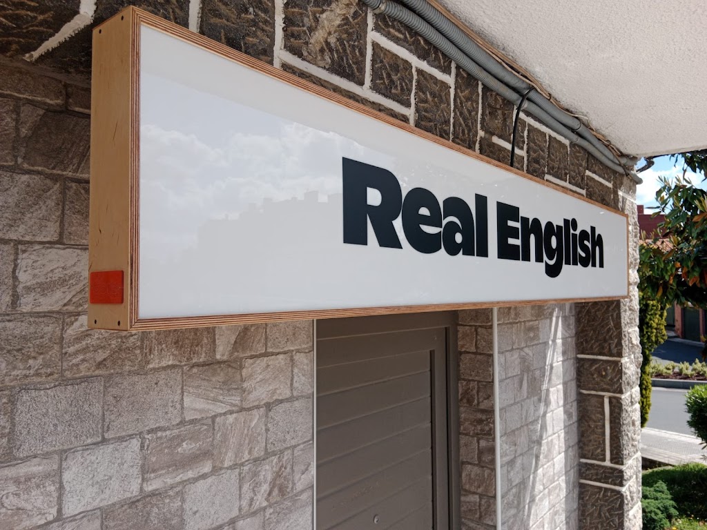 Real English Urduliz