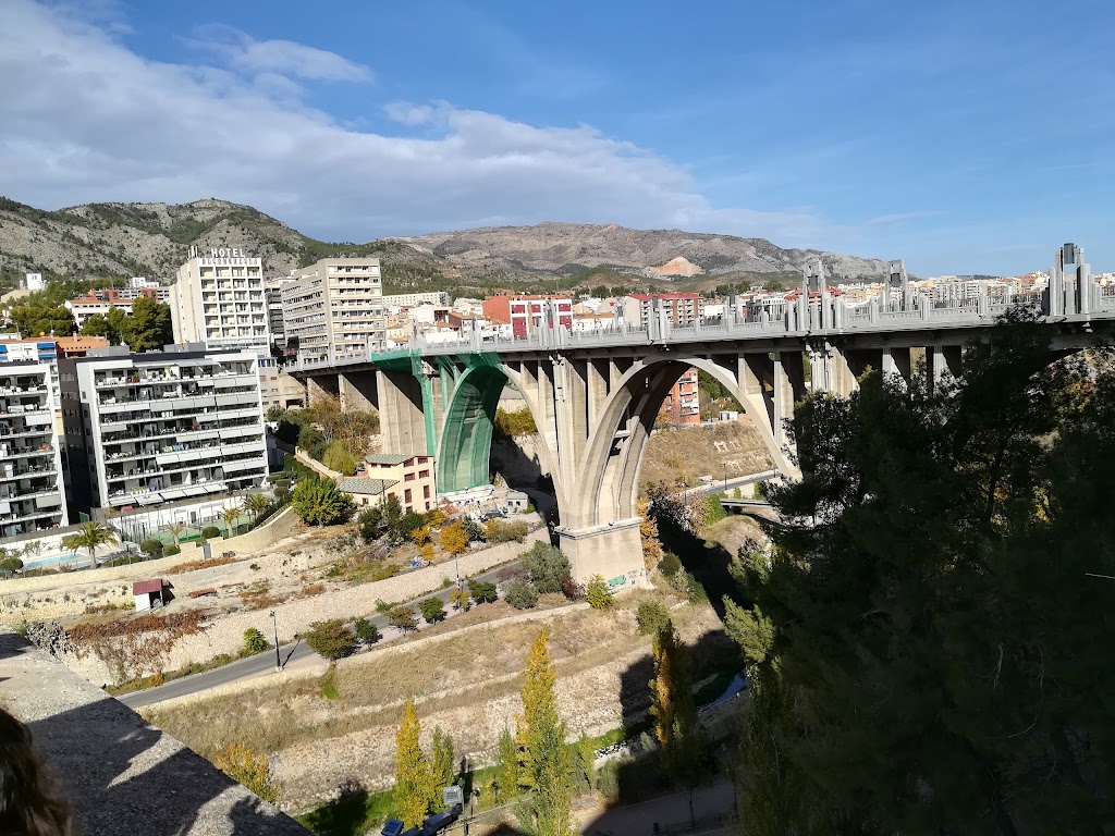 Torre N'Aica i Torre-portal de Riquer