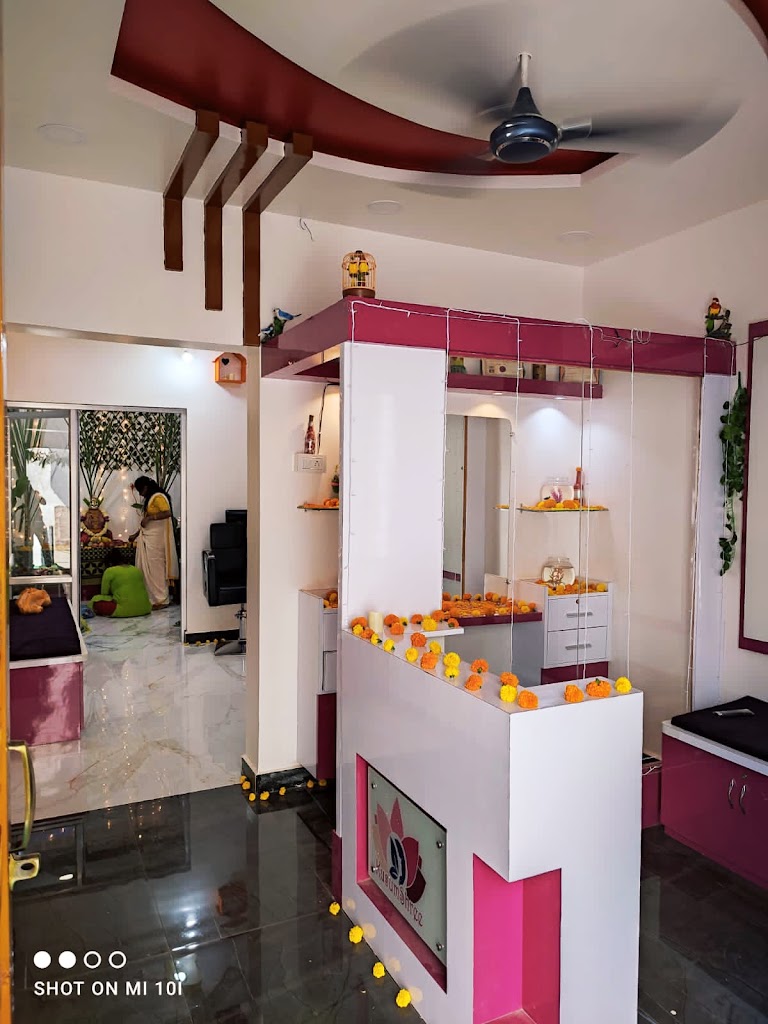 Kusamashree Herbal Beauty Parlour