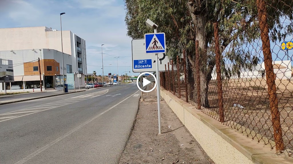 Hermanos Navarro, Neumaticos y Combustibles San Javier — Videos