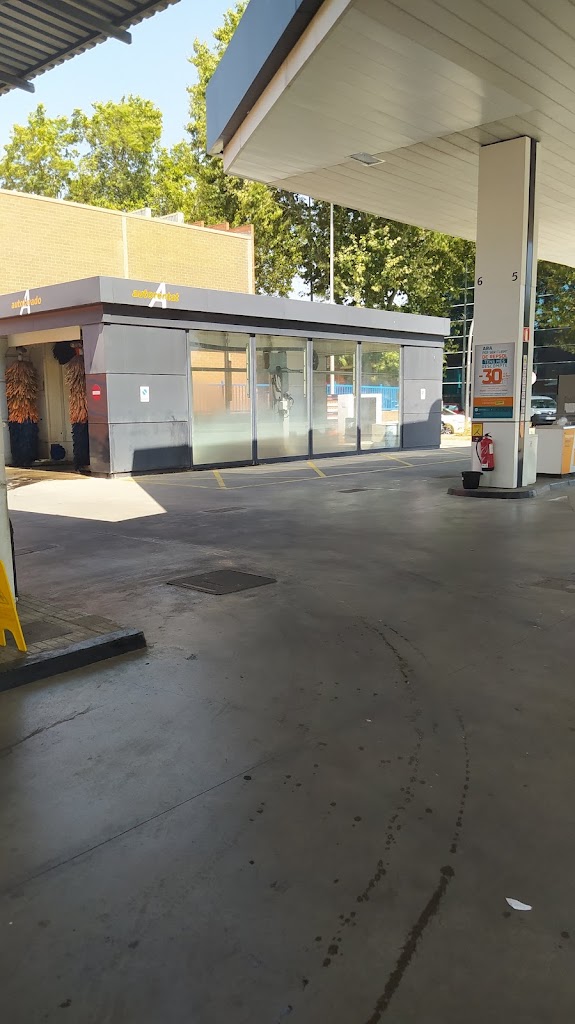 Estacion de Servicio Repsol — Surtidor de combustible