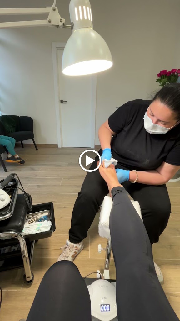 Peluqueria & Estetica Tina Castelldefels — Videos