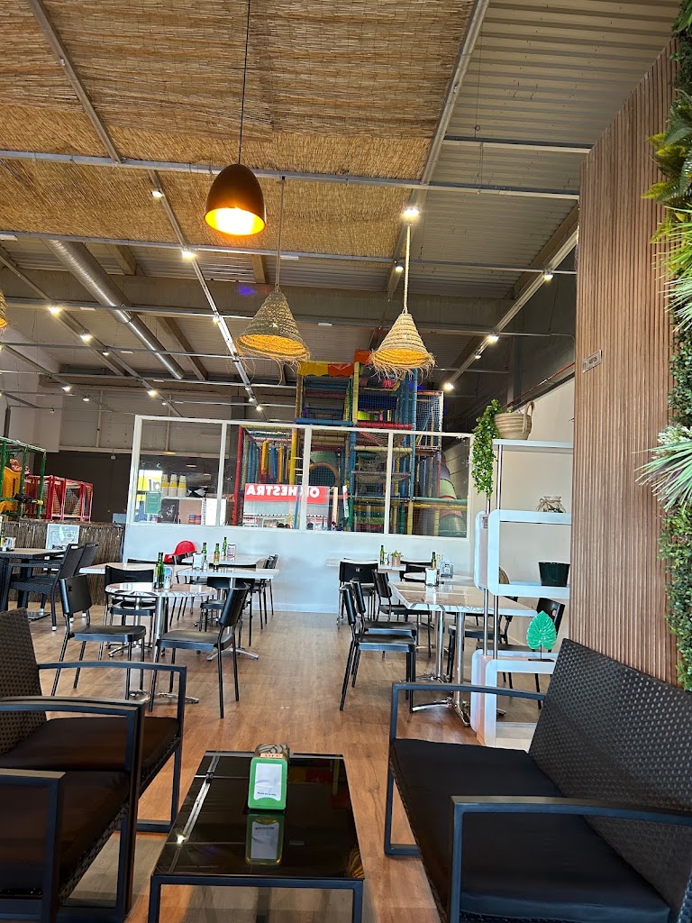 Amazonia Restaurante Park — Ambiente