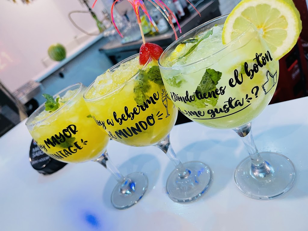 Q`Bueno - Restaurante, cafeteria y eventos — Comida y bebida