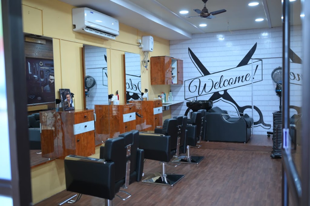 Sri Glossy Hair And Beauty Salon