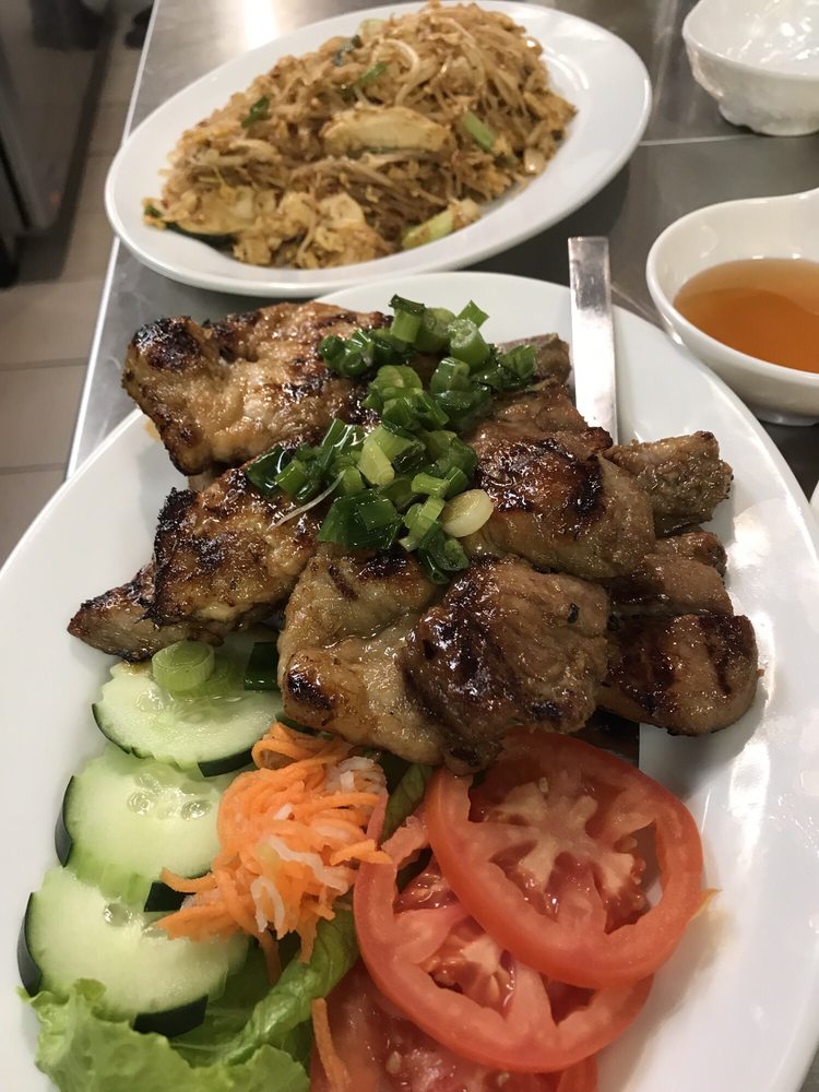 Tuk Tuk Thai and Vietnamese Kitchen