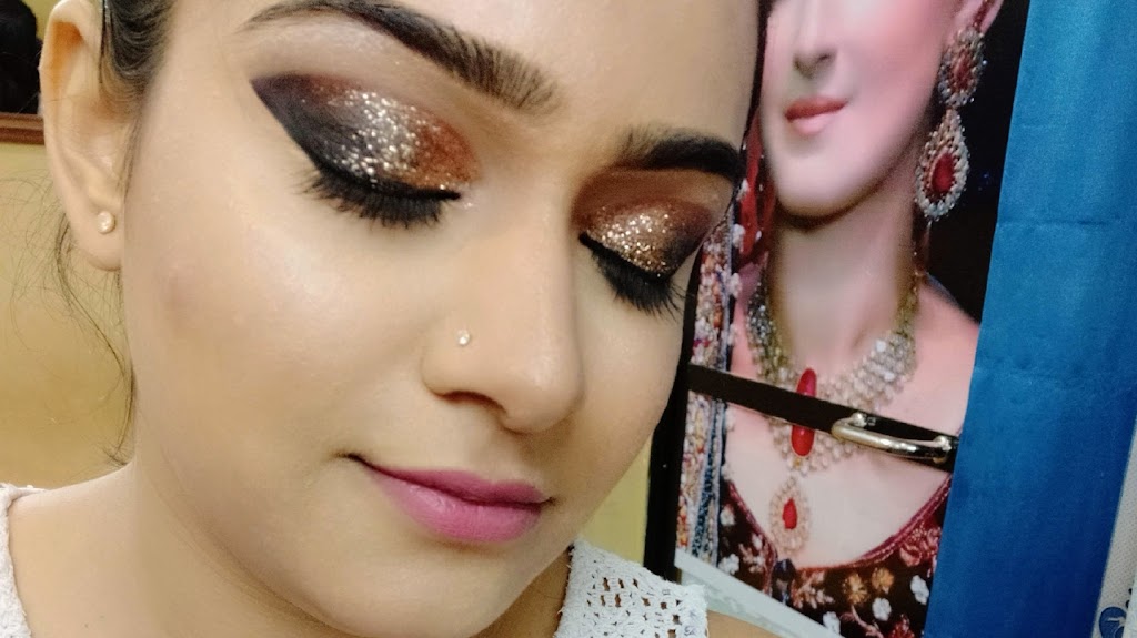 La Rouge Beauty Parlour