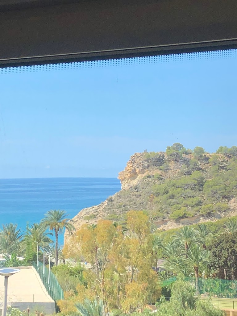 Carrer Noruega, 6 Parking