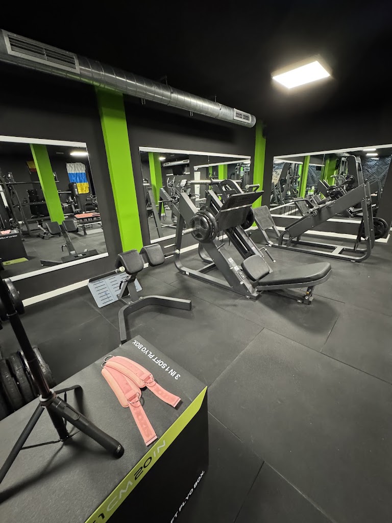 PRIVATE FITNESS GYM — Gimnasio