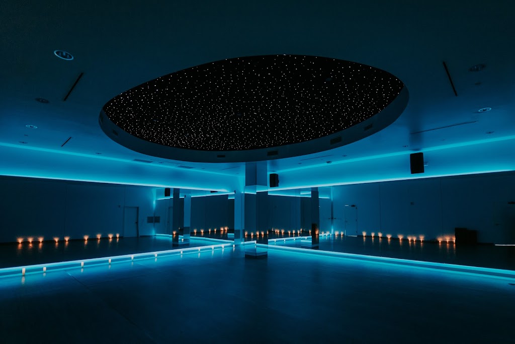  Dose Yoga and Smoothie Bar