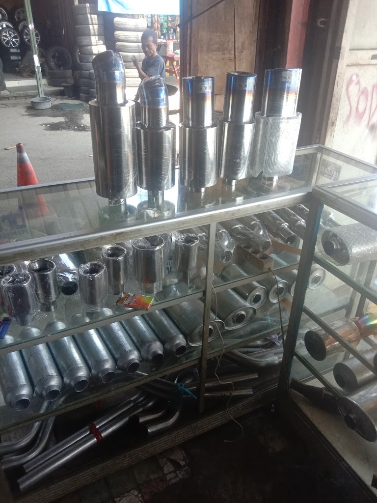 BENGKEL KNALPOT MOBIL
