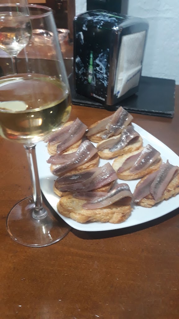Bar Danta — Comida y bebida