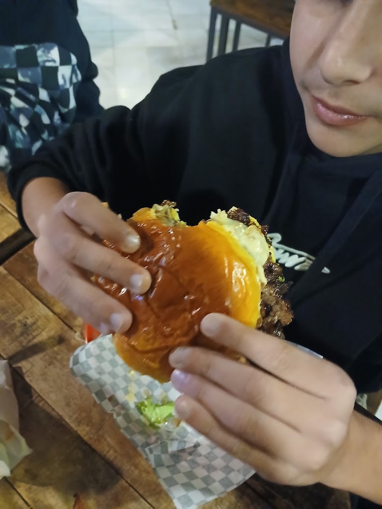 Barbas Garage Burger & Beers — Mas recientes