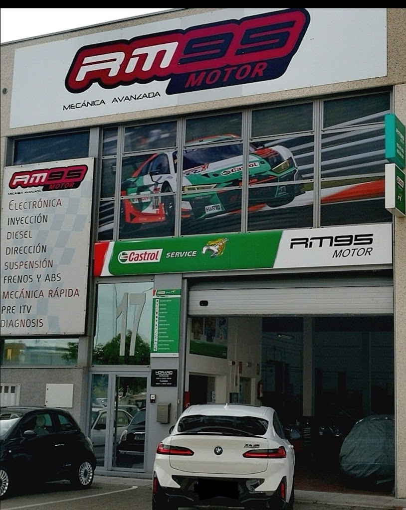 RM95 Motor — Exterior