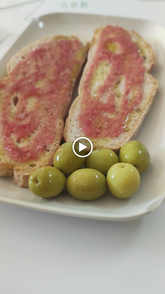 Bar Cafeteria S'embui — Videos