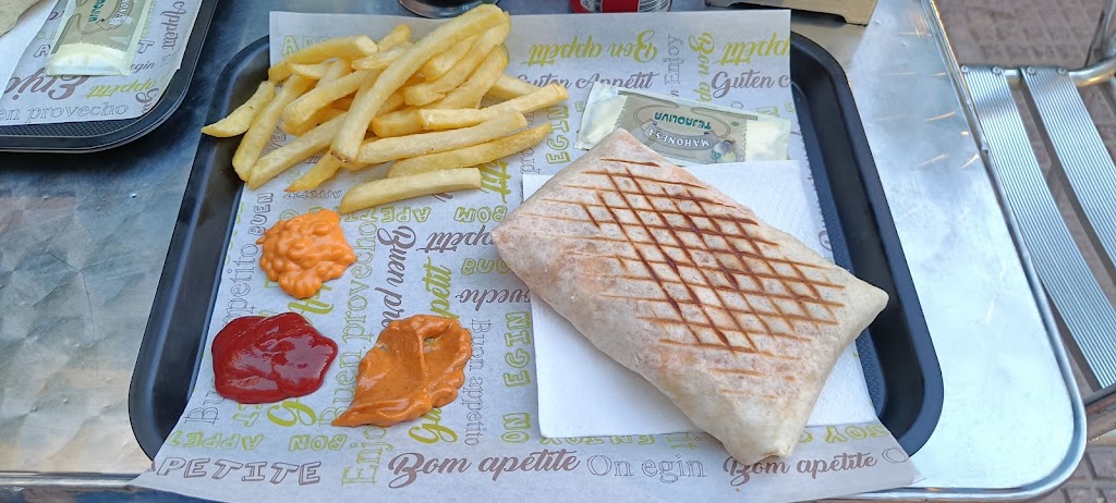 M'TACOS Alcala de Henares — Papas fritas