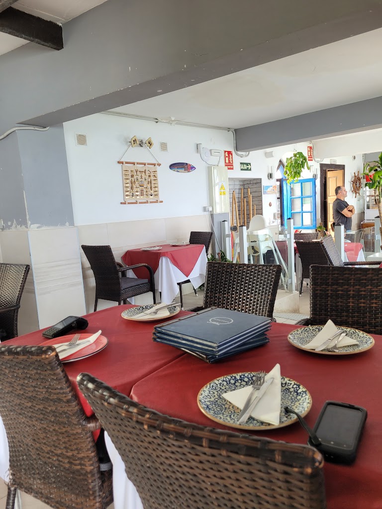 Restaurante Playa Chica