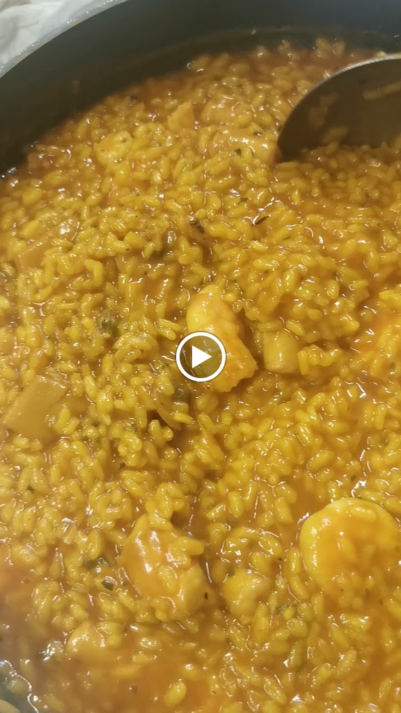 Bar Restaurante Paquera — Videos