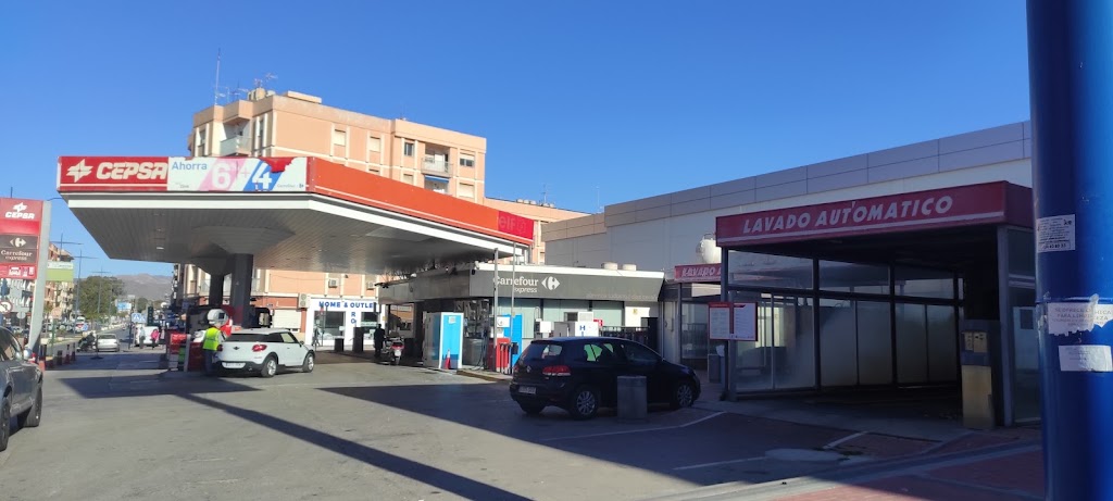 Estacion de servicio Cepsa — Estacion de servicio