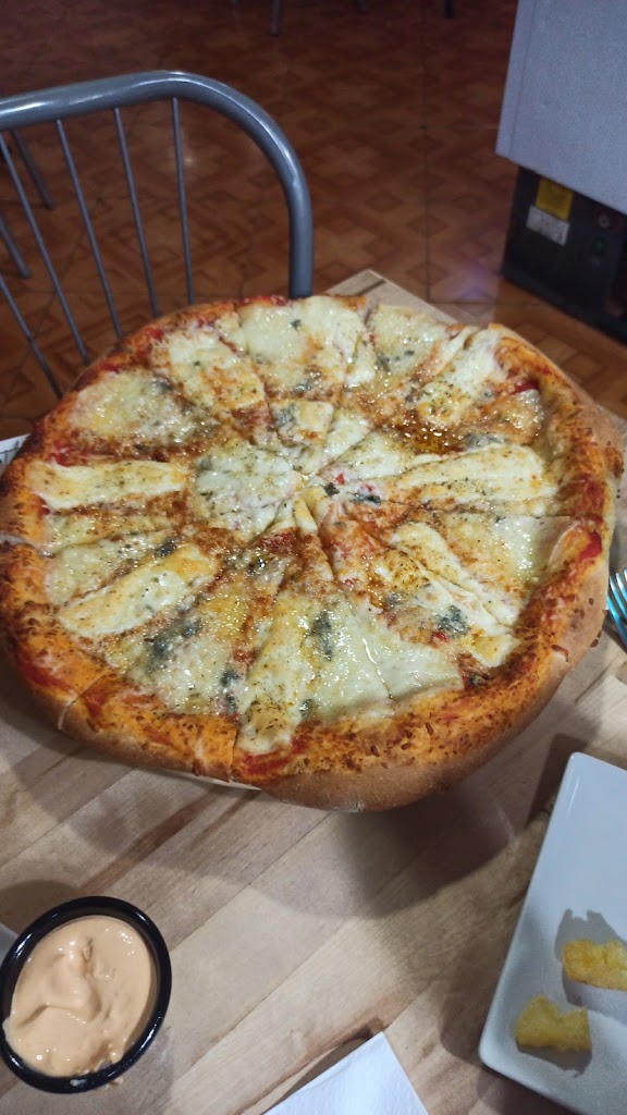 Bona Sort Bar Restaurant — Pizza