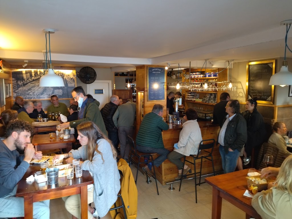 Taberna Santona — Ambiente