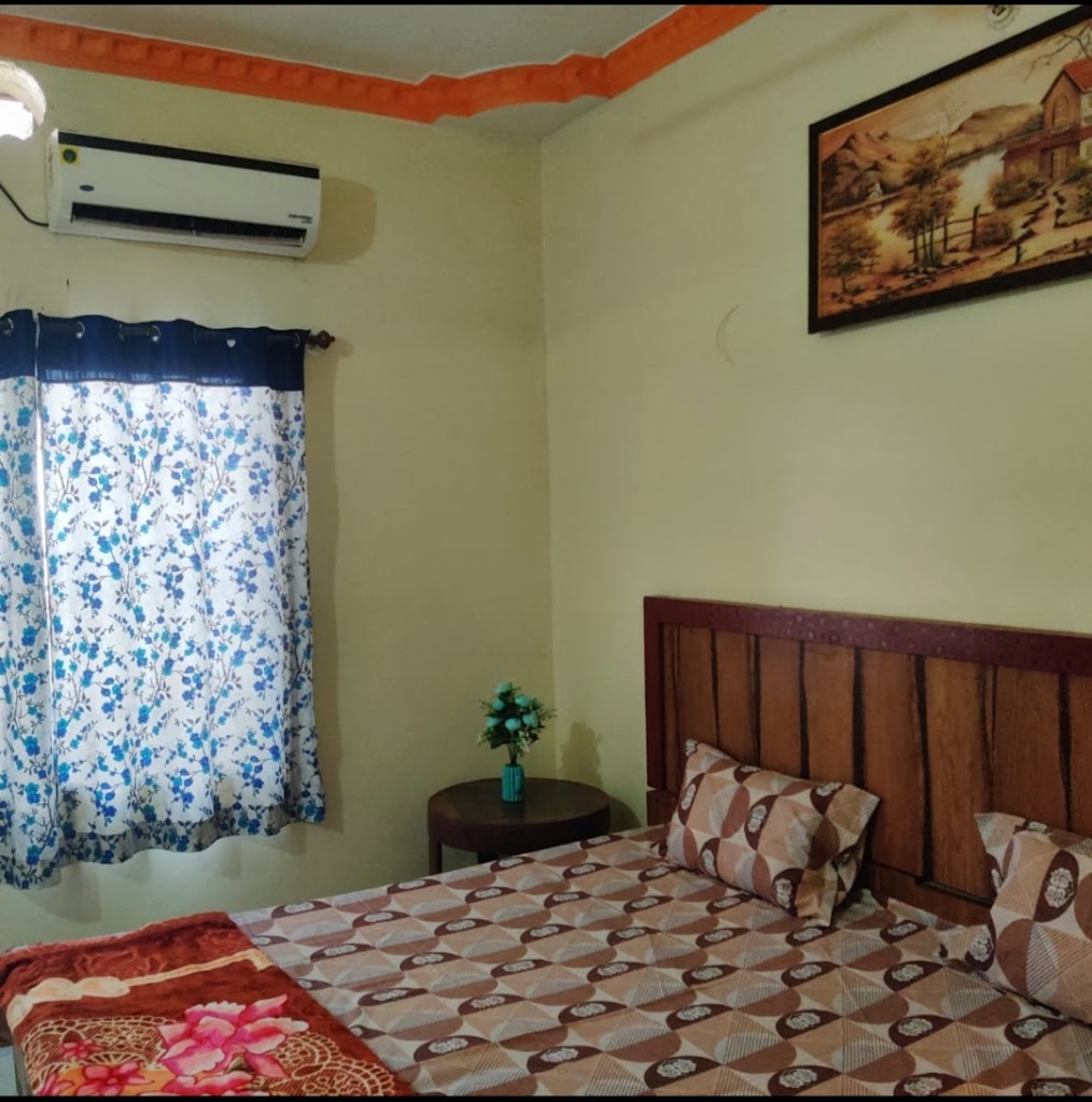 Shri Hari Guest House