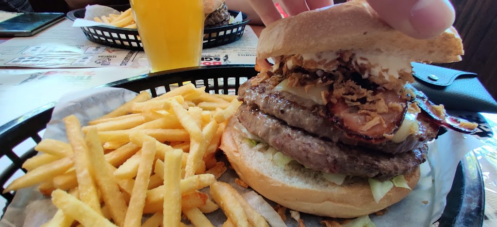 Rock & Grill - El Viajero - — Comida y bebida