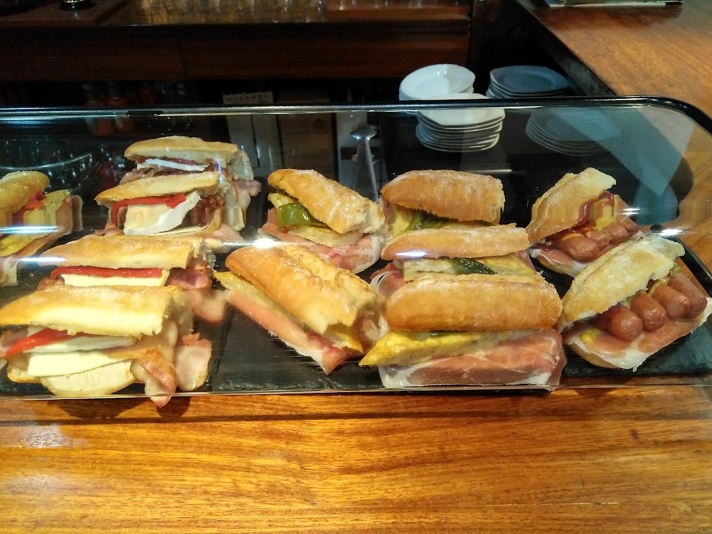 Bar Cafeteria Jeiki — Del propietario