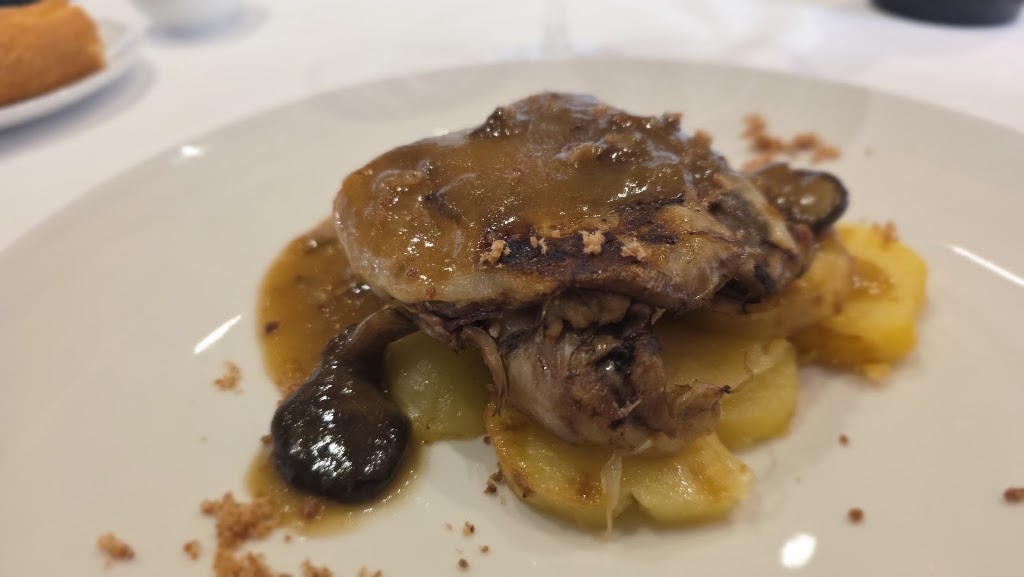 Restaurante La Concordia (Parador) — Comida y bebida