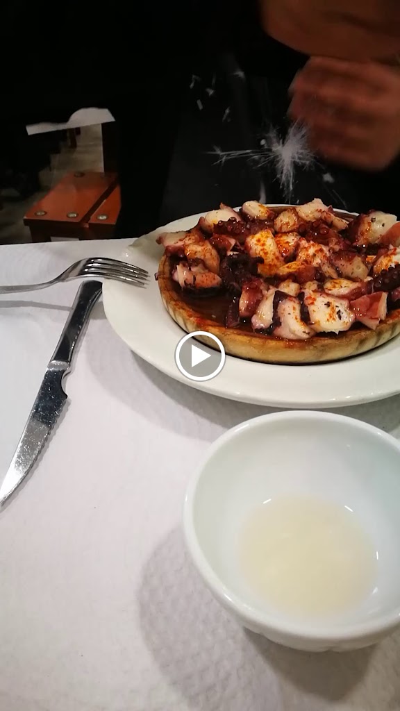 El Meson Do Pulpo — Videos