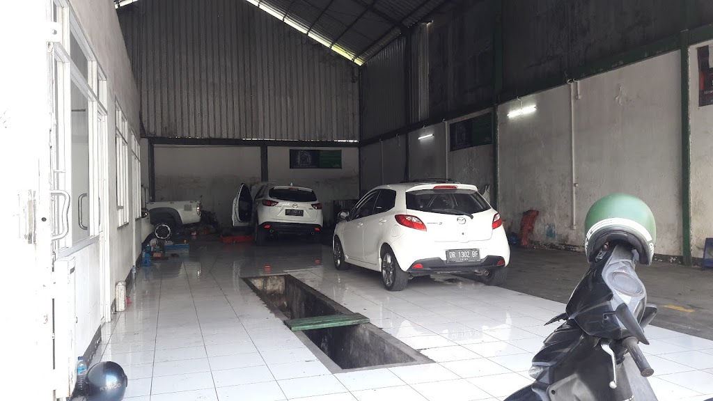 Bengkel Mazda Lombok