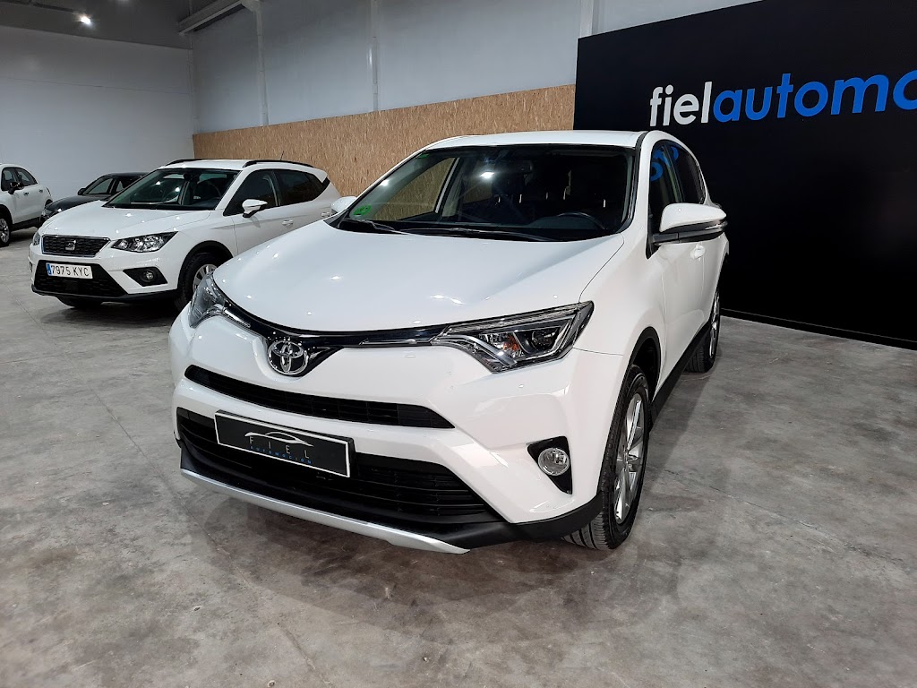 Fiel Automocion — Interior