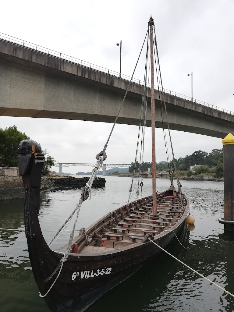 Paseo Peonil, Torres do Oeste