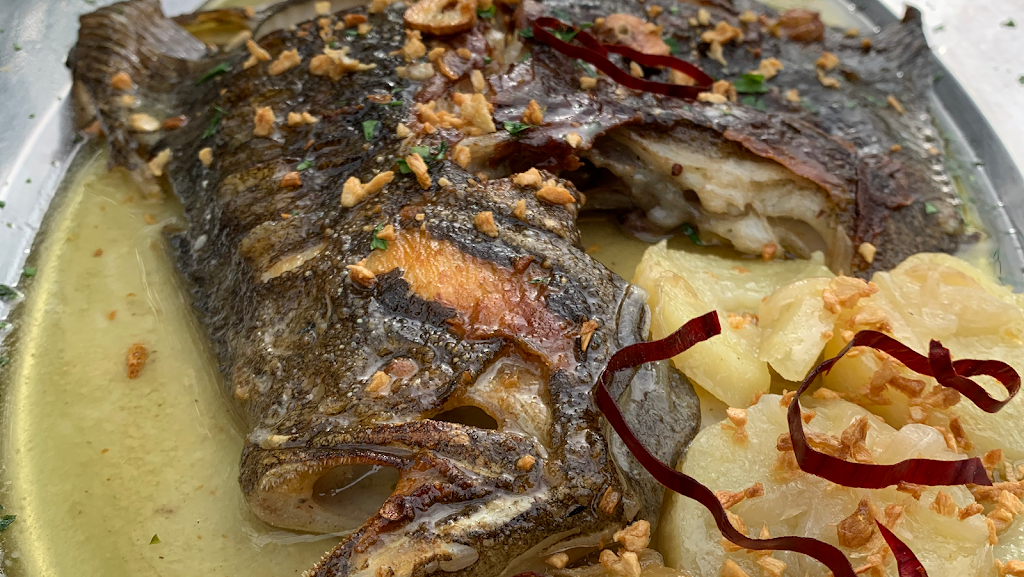 Meson Chimbo — Comida y bebida