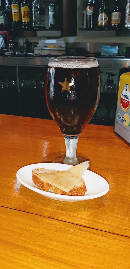 Bar la fraternal — Comida y bebida