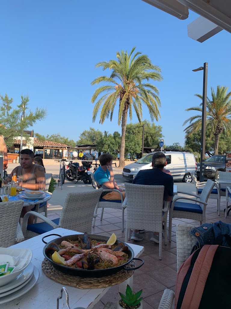 Restaurante La Maina — Ambiente