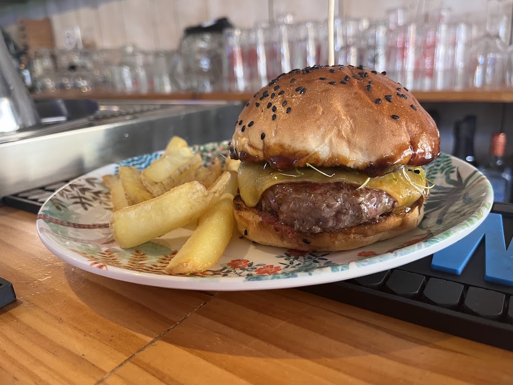 The Surf House Cafe playa — Comida y bebida