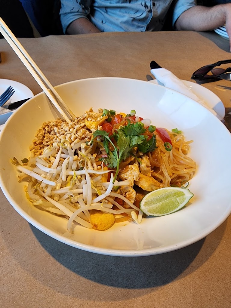 Pad thai