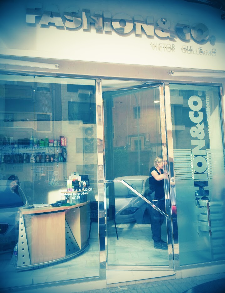 Fashion&Co Victor Guillermo — Exterior