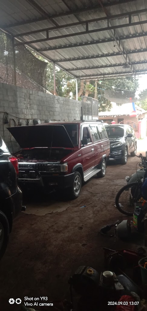 Bengkel Mobil. ABADI