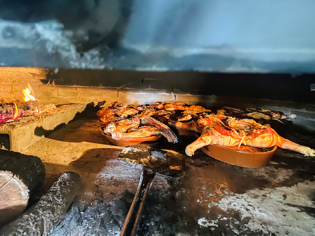 Los 4 de Leon S.L. — Comida y bebida