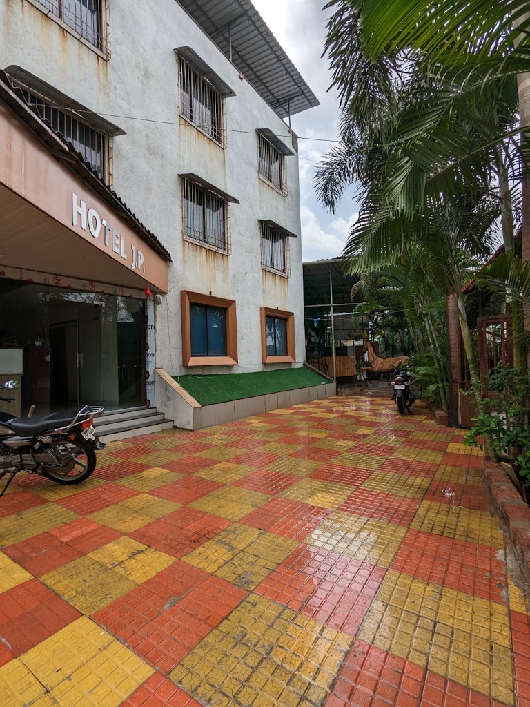 Jp Lodging