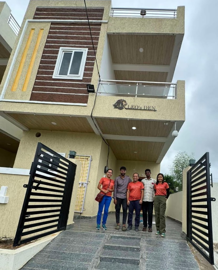 Leo S Den Home Stay