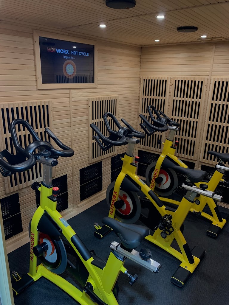  HOTWORX - Bismarck, ND - Sunrise Square