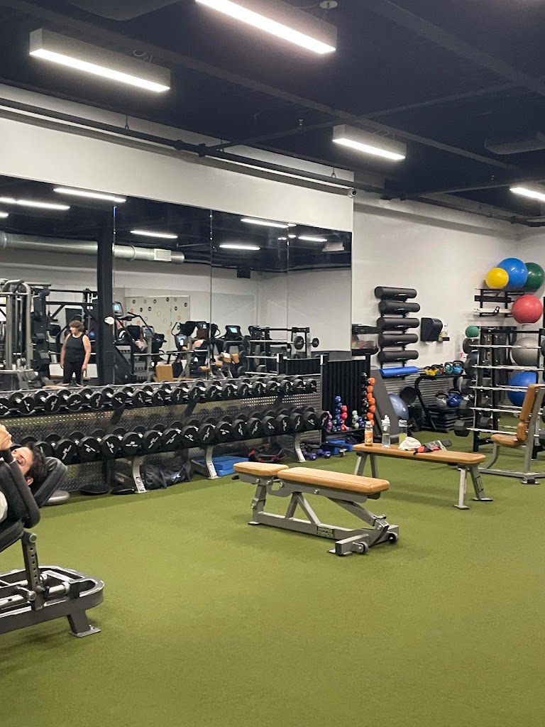  Advanced Fitness & Wellness