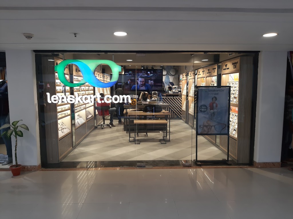 Lenskart Com At Cosmos Mall Siliguri