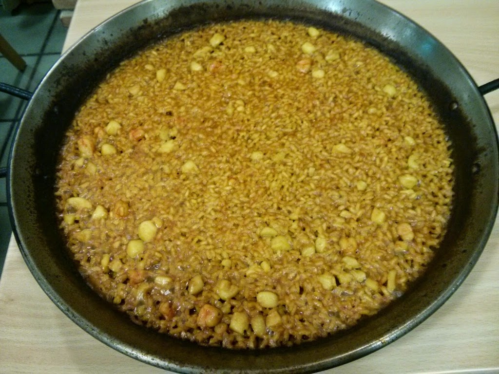 Restaurante Don Pique — Comida y bebida