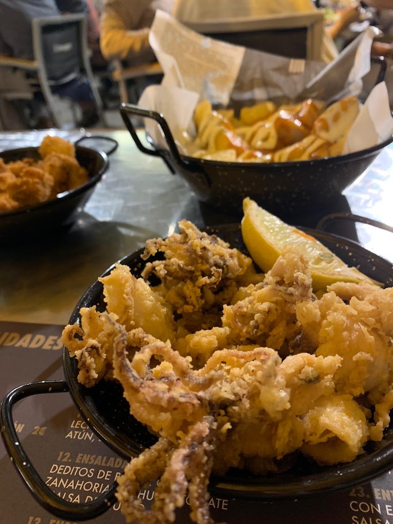 Bar Casino Eslava — Comida y bebida