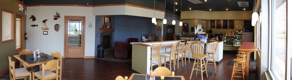  Hessed's Connection Cafe & Laundry